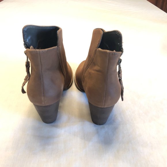 Steve Madden Whysper Leather Booties Ankle Boots Size 8 - Picture 4 of 10